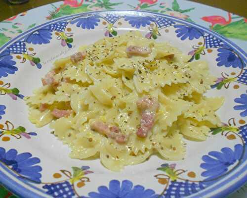 Pâte aux lardons sauce moutarde - la cuisine de josette