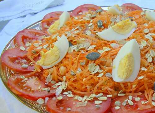 Salade de carottes, pomme et muesli aux abricots et graines gourmande - la cuisine de josette