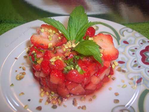 Tartare de fraises a la pistache - la cuisine de josette