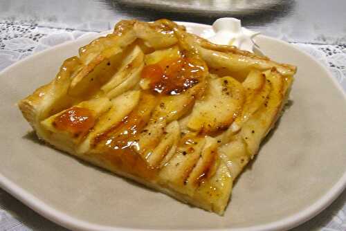 Tarte aux pommes et sa confiture d'abricots - la cuisine de josette