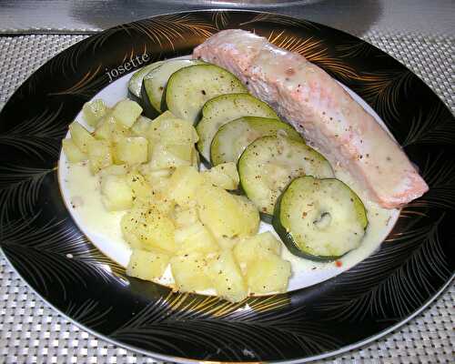 Pavés de saumon et ses légumes, sauce boursin - la cuisine de josette