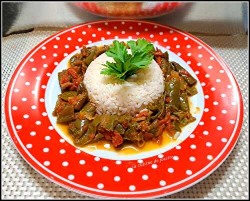 Fricassée de poivrons, tomates, oignon