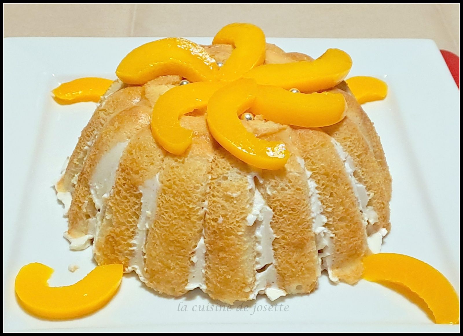 Charlotte aux pêches