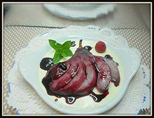 Panna cotta a la vanille et poires au vin rouge