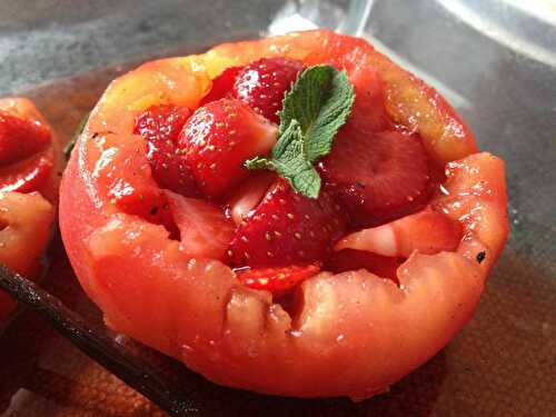 Tomates farcies aux fraises sirop de vanille et citron
