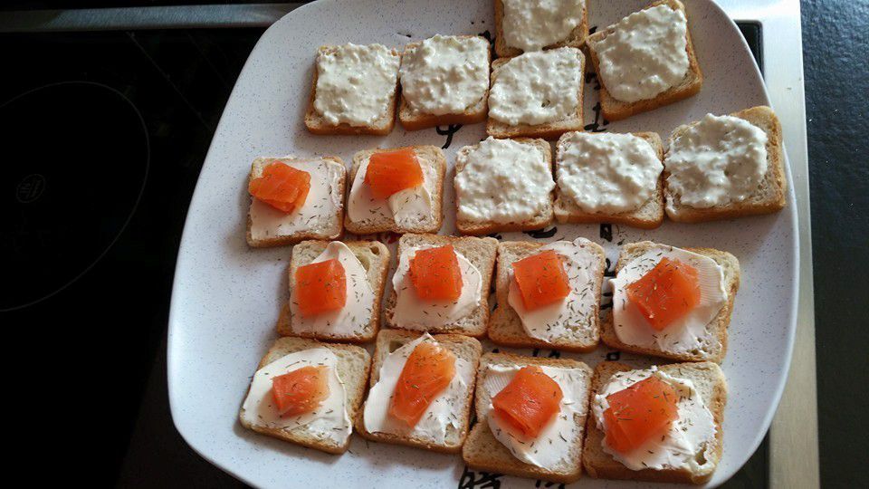 Apéro toast truite et tzatziki