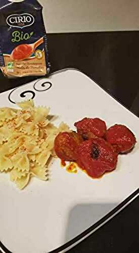 Farfalle / boulette sauce tomate Cirio
