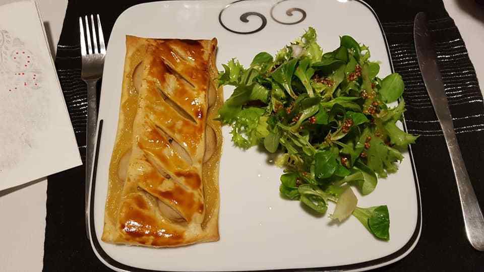 Feuilleté boudin blanc/ compote