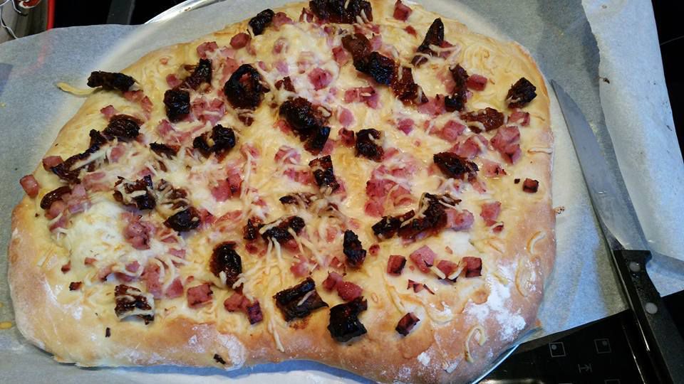 Fougasse tomate jambon briochée