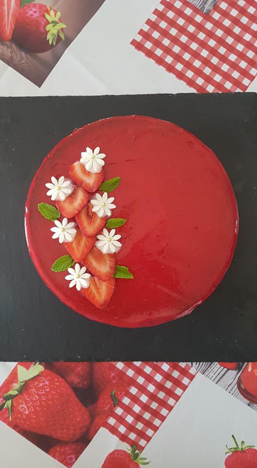 Fraisier (ganache vanille)