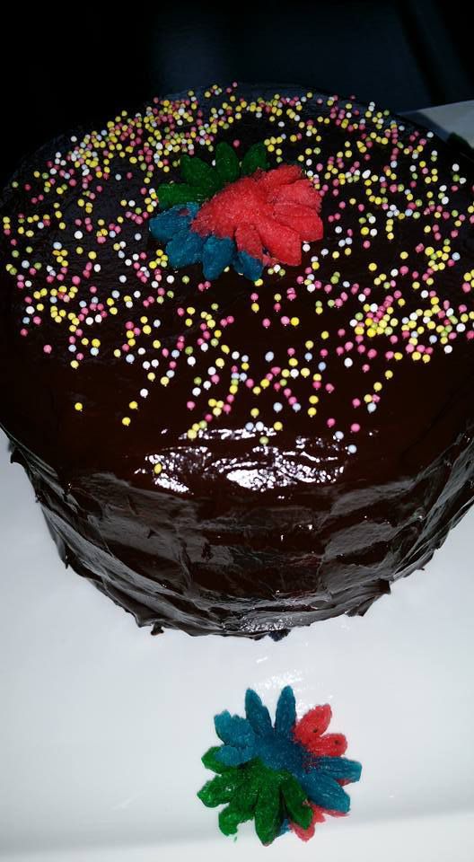 Gateau rainbow surprise