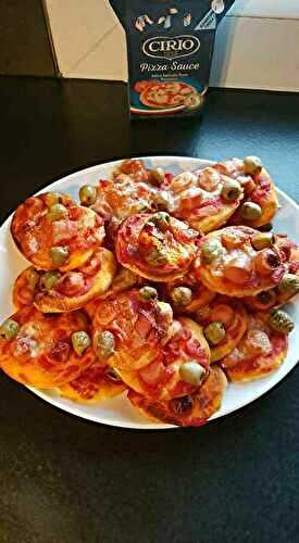 Mini pizza ( sauce Cirio)