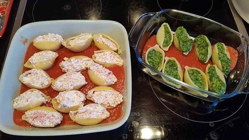 Voilà mes conchiglioni .... trop bon. jambon/ricotta, épinards crème.