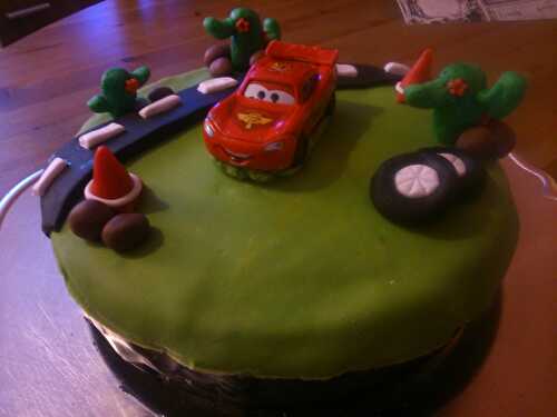 Gâteau d’anniversaire « Cars »