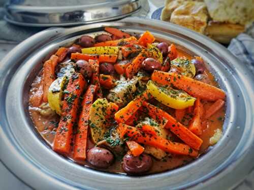 Tajine de Poulet aux Olives et Carottes