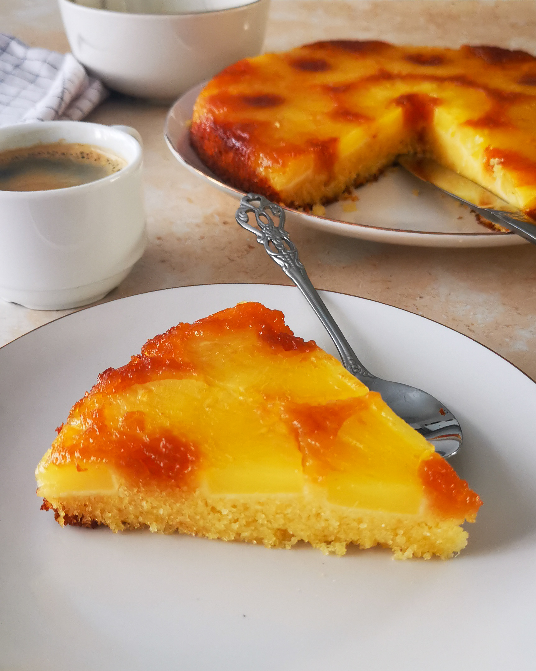 Gâteau à l'Ananas Caramélisé (Gâteau renversé)