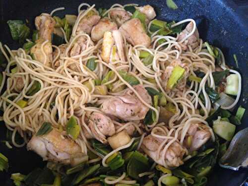 Poulet sauté aux verts de poireaux