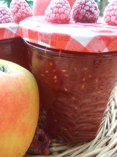 Recette - Confiture de pommes aux framboises