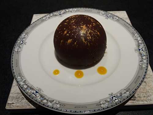 Recette - Dôme chocolat noir mousse chocolat blanc cœur mangue