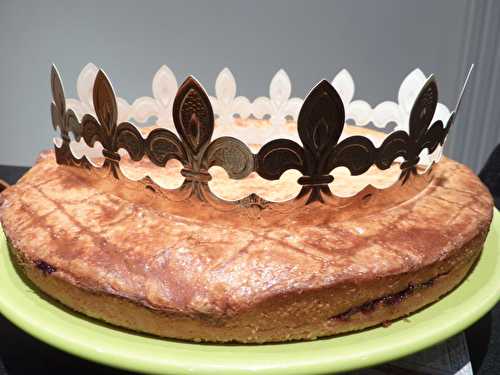 Recette - Galette des rois bretonne à la confiture de myrtille.