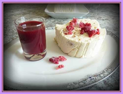 Recette - Nougat glacé et fruits rouges