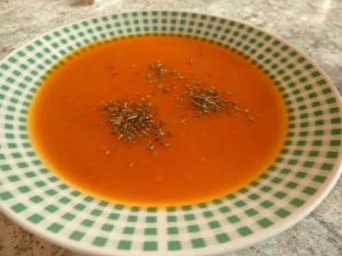 Recette - Velouté de tomate au basilic