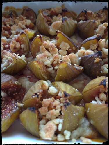 Crumble figues, noisettes et miel