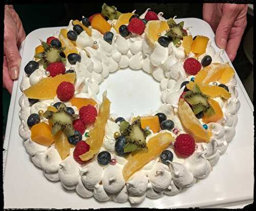 Pavlova couronne de Noël