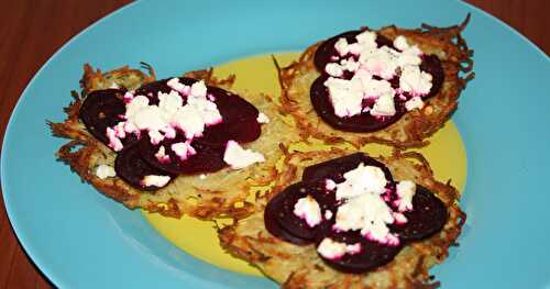 Galettes de pommes de terre aux betteraves et à la feta