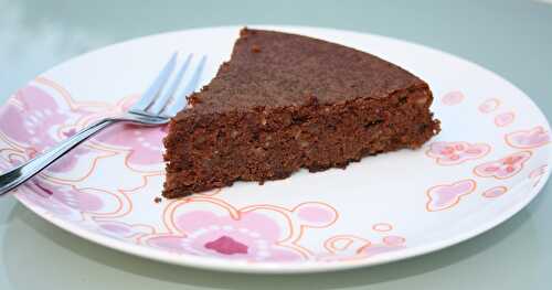 Gâteau au chocolat aux noisettes et au sarrasin