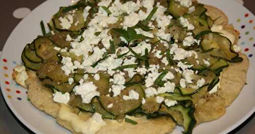 Pizza à la courgette feta et menthe