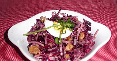 Salade de chou rouge et de céleri rave.