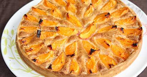 Tarte aux abricots et à la noisette