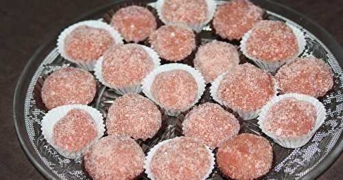 Truffes aux biscuits de Reims rose 