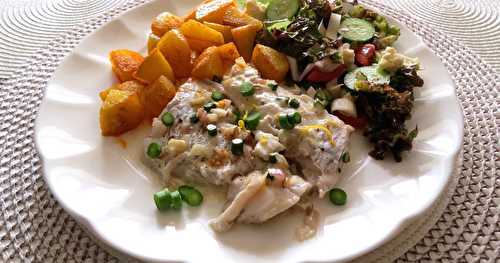 Aiglefin poêlé, sauce crémeuse à l’ail et au citron 