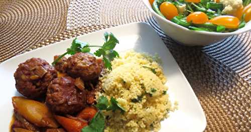 Boulettes de viande et de courgette au couscous 