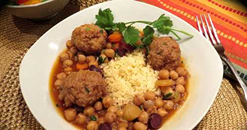 Boulettes épicées, sauce aux pois chiches 