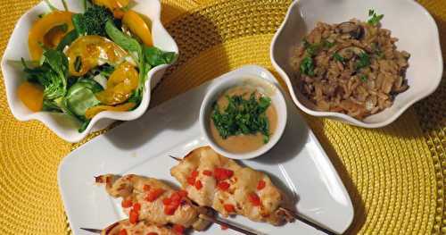 Brochettes de poulet, sauce satay express 