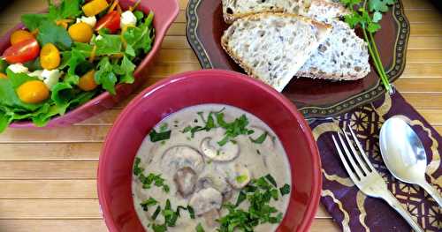 Crème de champignons aux noix de cajou de Loounie 