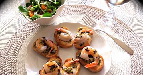 Crostinis de crevettes au pesto +