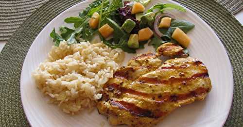 Escalopes de poulet barbecue, marinade au cari