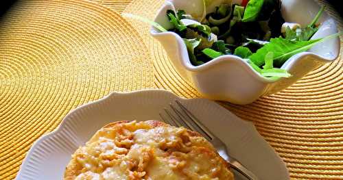 Étagés de tostadas au riz, au saumon et au cari