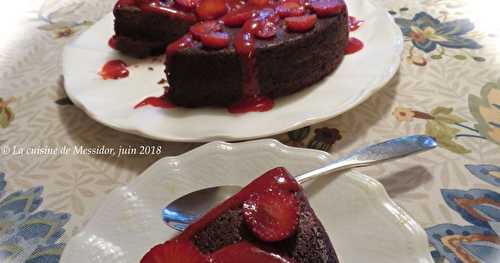 Gâteau aux fraises et au chocolat +