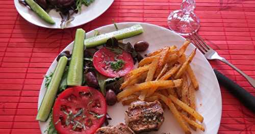 Médaillons de porc bbq + Frites à la grecque 