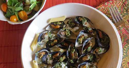 Moules au pesto provençal, sauce crémeuse au parmesan + 