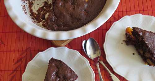 Petit gâteau aux nectarines et au chocolat 