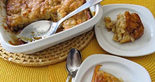 Pouding chômeur aux poires et aux amandes