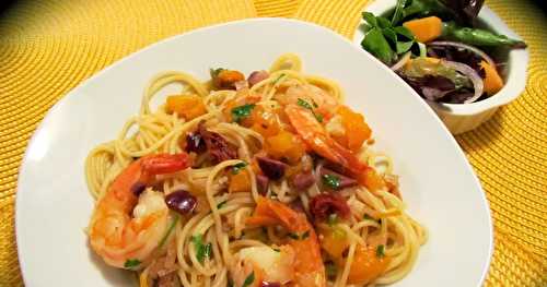 Spaghettis aux crevettes à la méditerranéenne