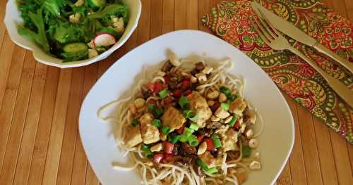 Tofu à l’orientale sur nouilles 