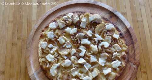 Pizza aux oignons et aux pommes +